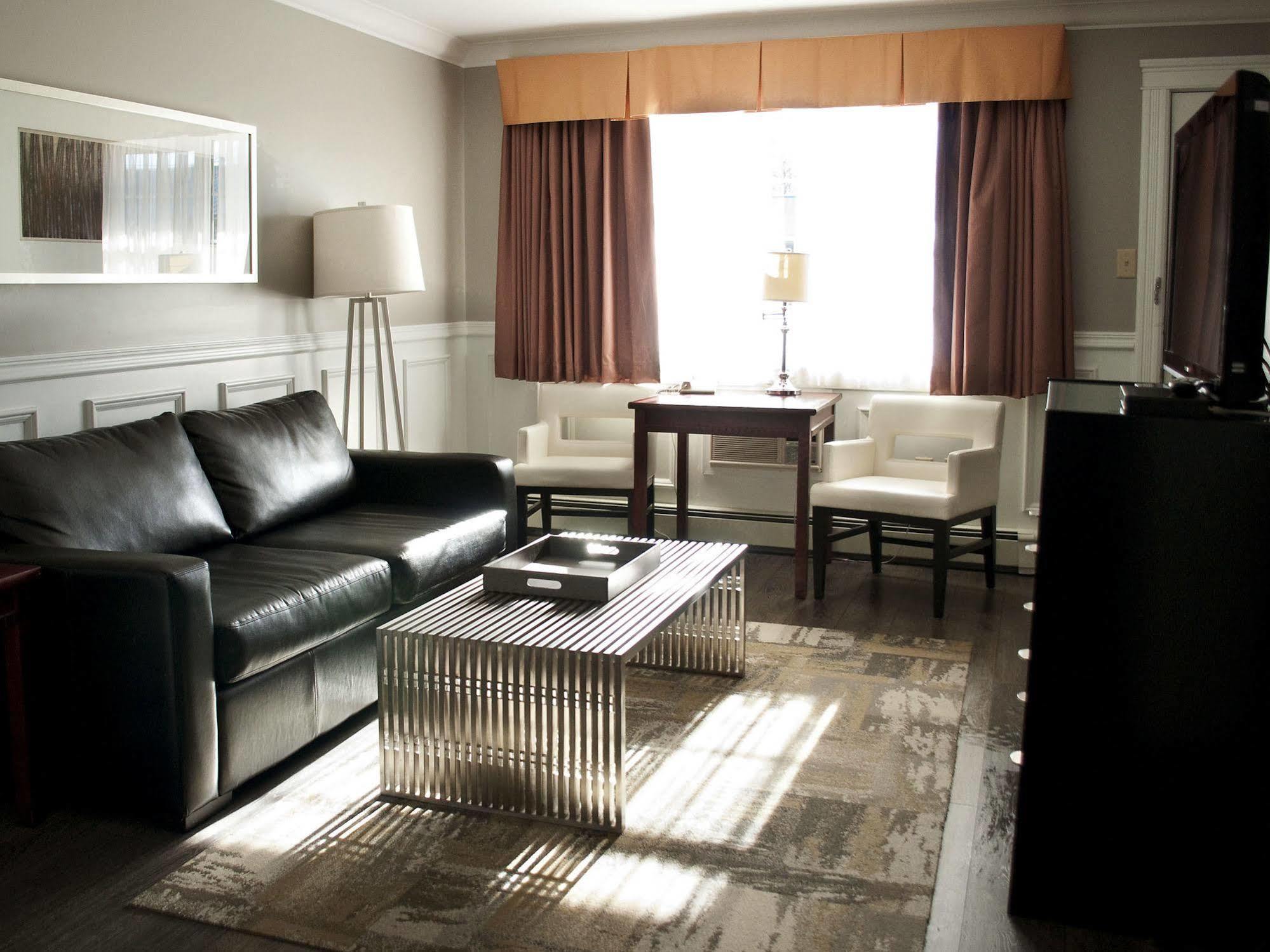Willow Bend Motel トゥルーロ エクステリア 写真